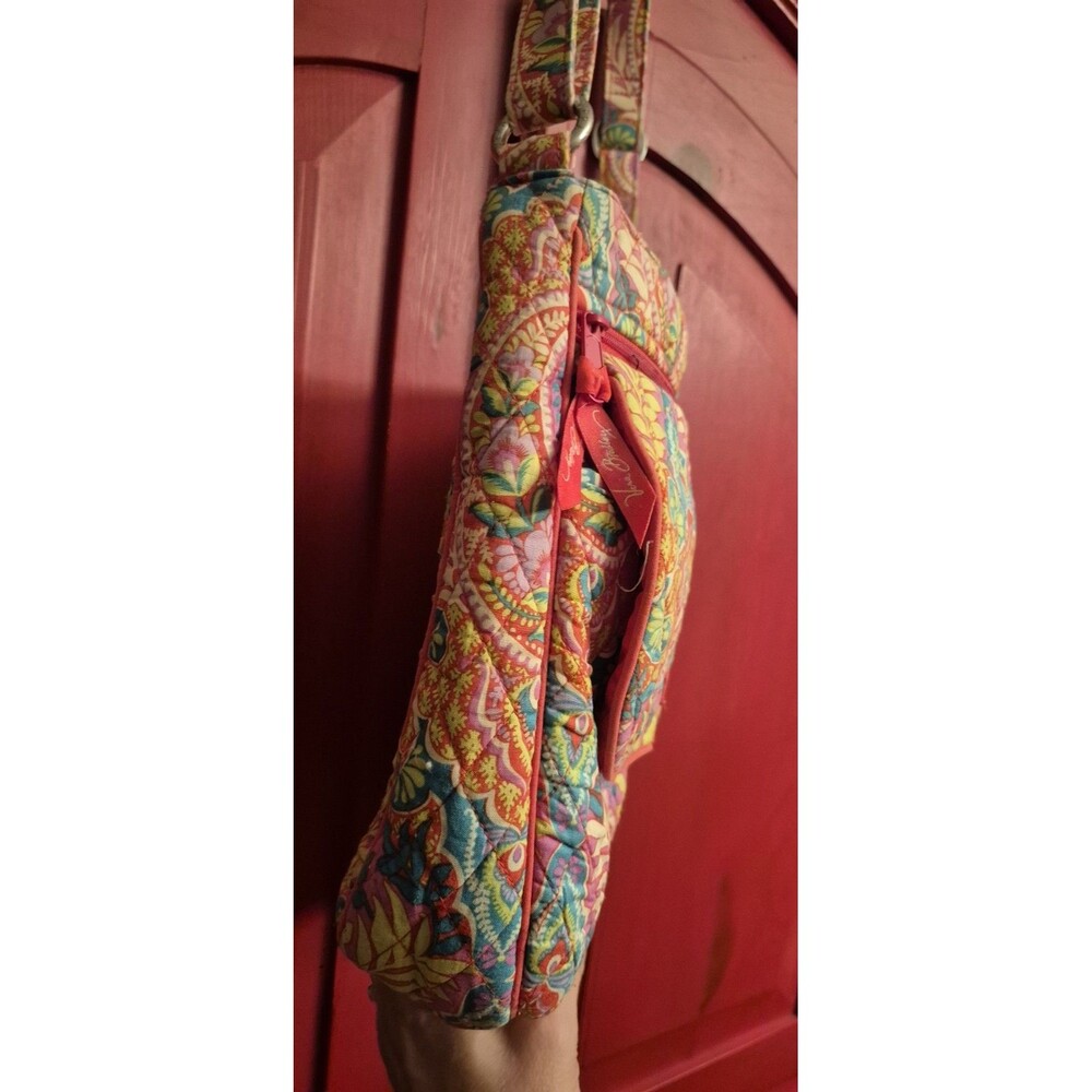 Vera Bradley Paisley In Paradise Large Hipster/Crossbody Shoulder Purse Zip EUC - Picture 3 of 6
